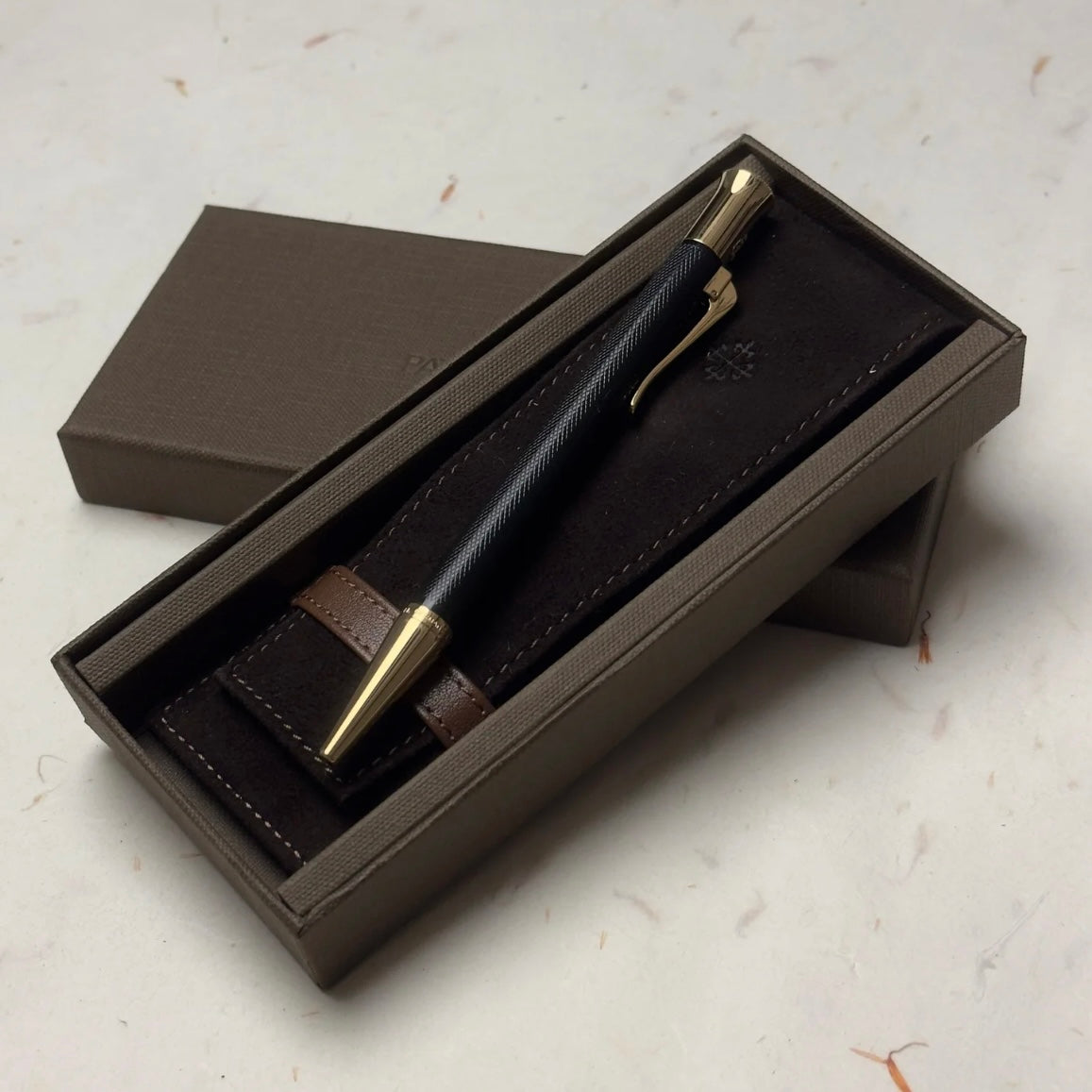 Patek Philippe Gilded Script Ensemble Pen